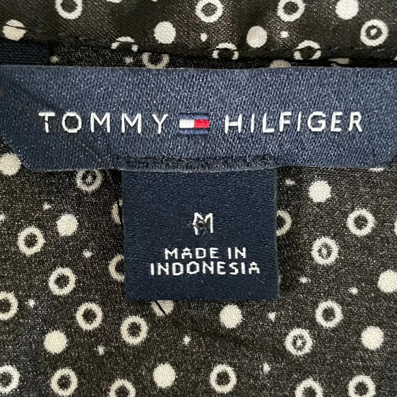 Tommy Hilfiger Sleeveless Collared Print Top w Keyhole Black + White Sz M NWOT - Picture 11 of 13